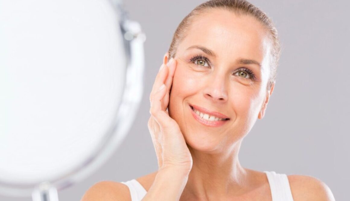 An aged woman feels happy with the results of taking Nad boosters.